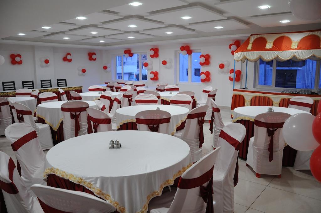 Plaza Hotel Trichy Tiruchirappalli Rum bild