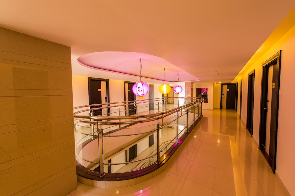 Plaza Hotel Trichy Tiruchirappalli Rum bild