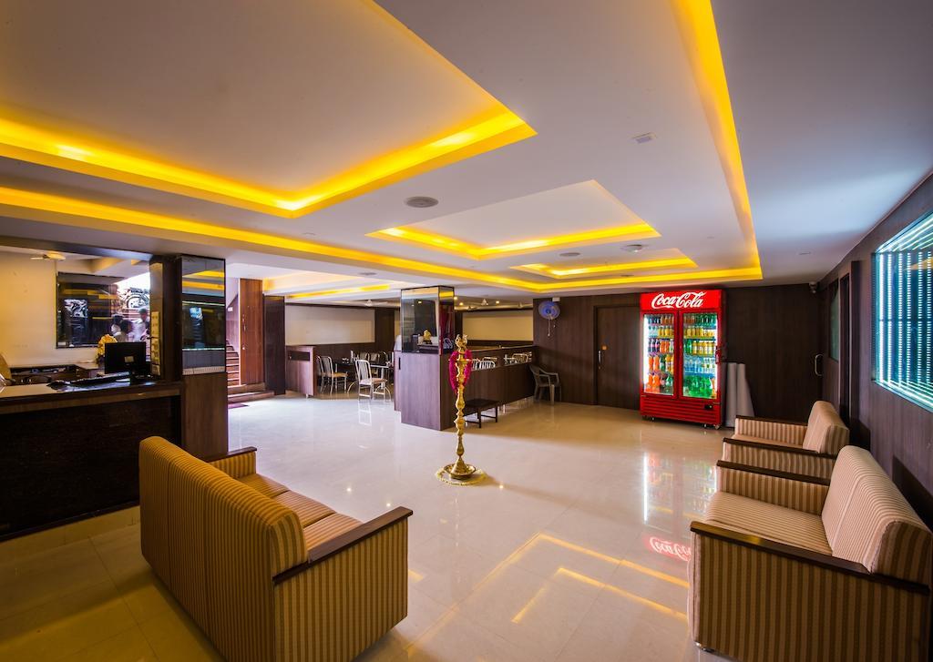 Plaza Hotel Trichy Tiruchirappalli Rum bild